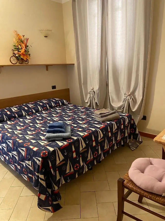 Affittacamere Ristorante Pizzeria La Rustica Bagnaia  0*, Bagnaia (Livorno)